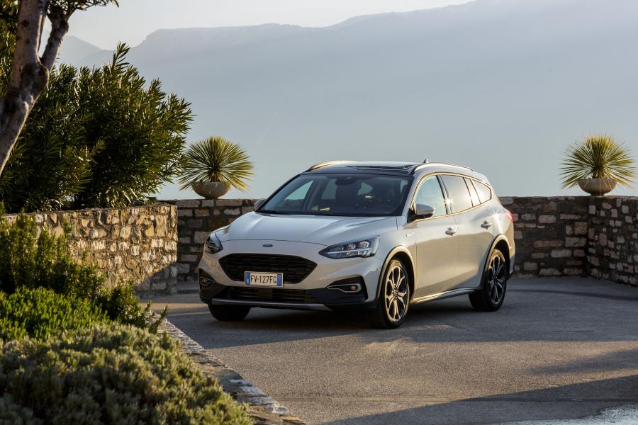  Ford Focus Active Wagon 2018 года  (WW) (фото 24 из 49)